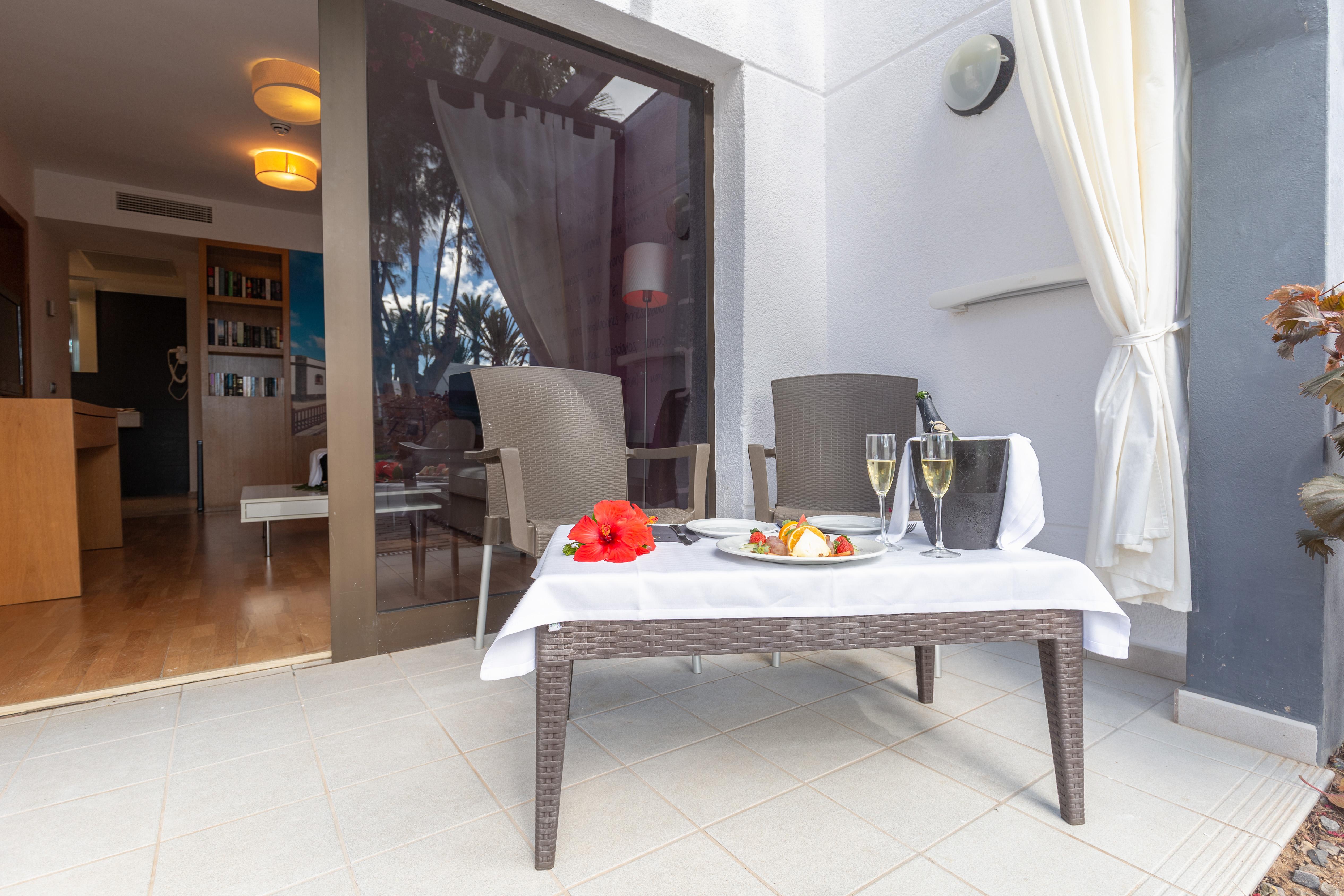 R2 Romantic Fantasia Dreams & Suites Hotel (Adults Only) Tarajalejo Buitenkant foto