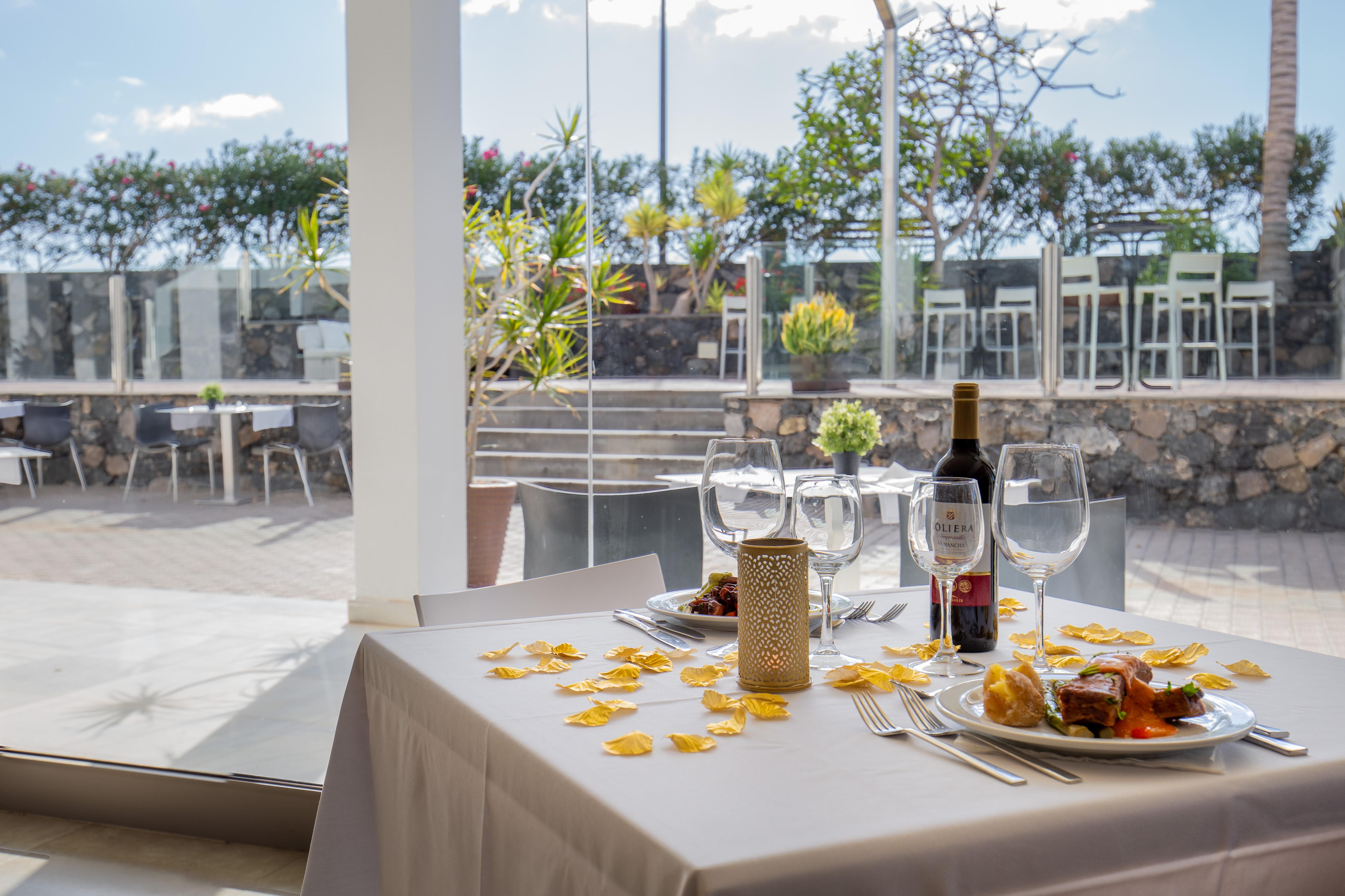 R2 Romantic Fantasia Dreams & Suites Hotel (Adults Only) Tarajalejo Buitenkant foto